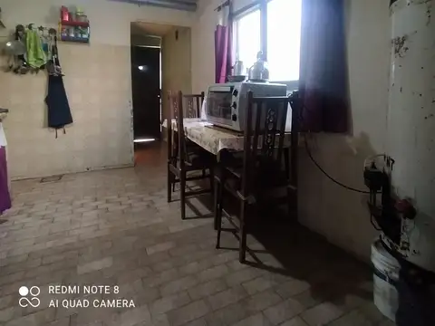 Casa 3 ambientes con 1 baño