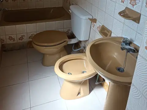 3 de febrero 2000, Piso 04