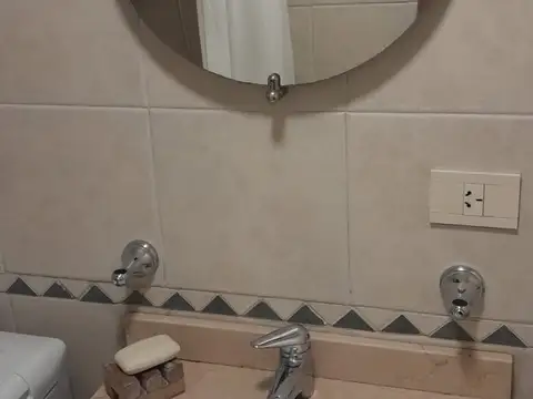 Alquiler Temporario en Palermo - Las Cañitas. Departamento Semipiso de 2 Ambientes con Balcón al Frente. Vista espectacular.