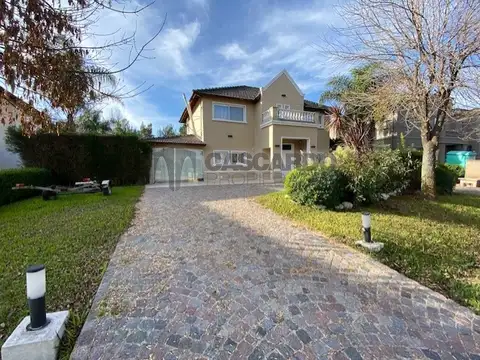 Casa en Venta de 5 dormitorios