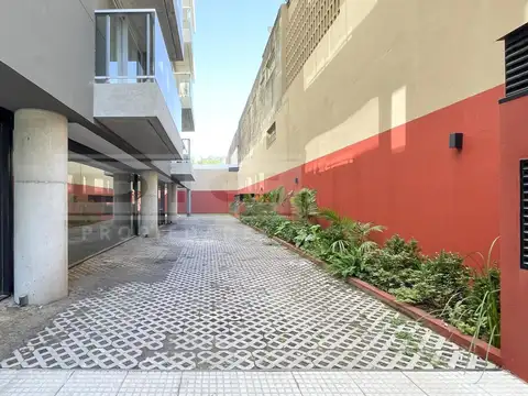 Cochera  Venta - Olivos