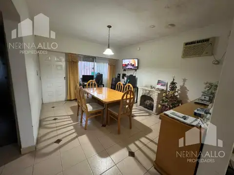 Depto Tipo Casa en Venta en Castelar, USD 85.000