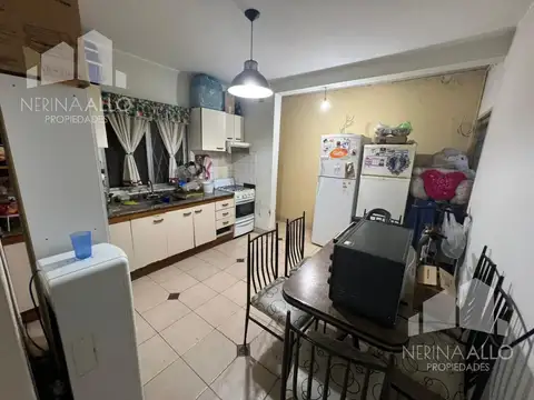 Depto Tipo Casa en Venta con 1 cocheras