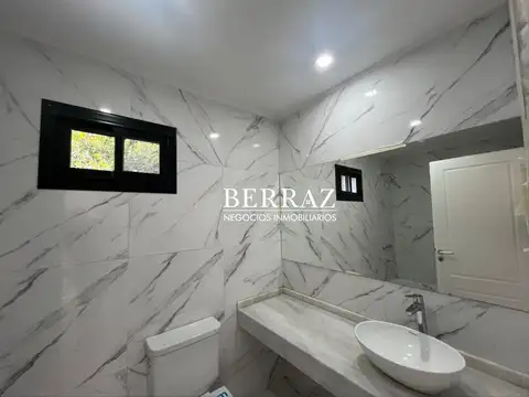 Casa Venta 3 Dormitorios Barrio Santa Elena Lote de 551 m2 Pilar del Este