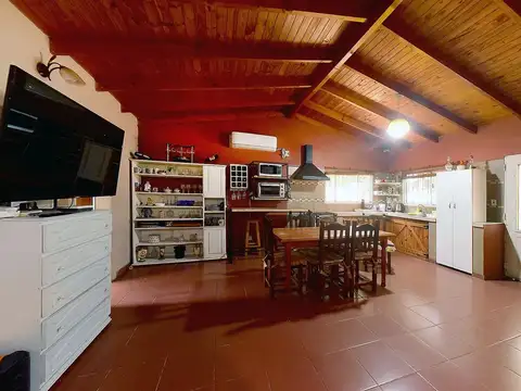 Casa 4 Ambientes con pileta  Venta  en cañuelas