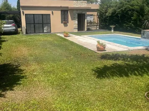 CASA QUINTA EN MIRADOR DE LOS PADRES