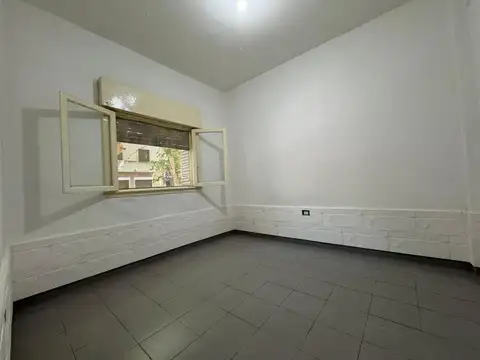 Oficina en Alquiler en Ramos Mejia, $ 450.000