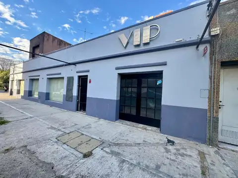 Local - Alquiler - Argentina, Tres de Febrero - Cavassa 2606