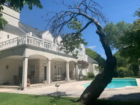 Increible Chalet en Alquiler de Temporada Barrio Los Troncos