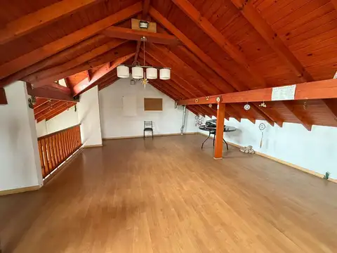 OFICINA / LOCAL COMERCIAL PLANTA ALTA SOBRE Av. ROCA