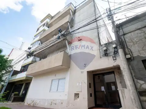 Venta departamento interno barrio candiotti