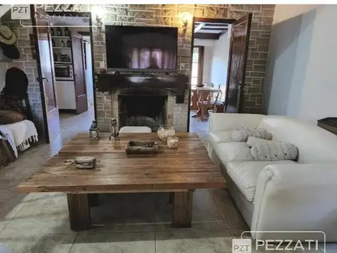 Chalet. z/ Punta Mogotes. Impecable.