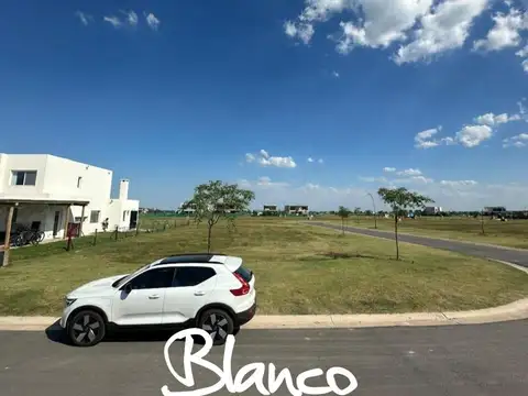 Puertos del Lago - Amarras -