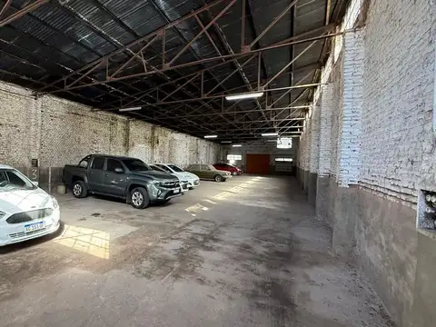 Se vende Galpón ideal p/uso comercial-Lavalle 643