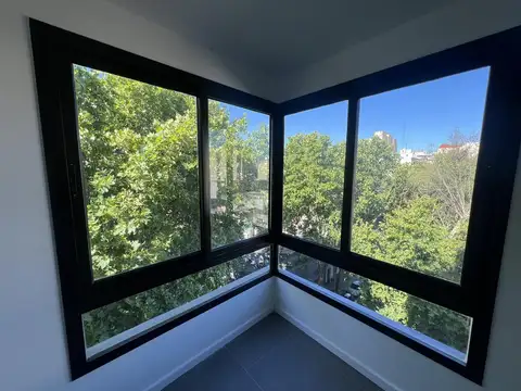 Edificio Sarandi - Exc. depto 2 amplios c/ balcón - 50.38m2