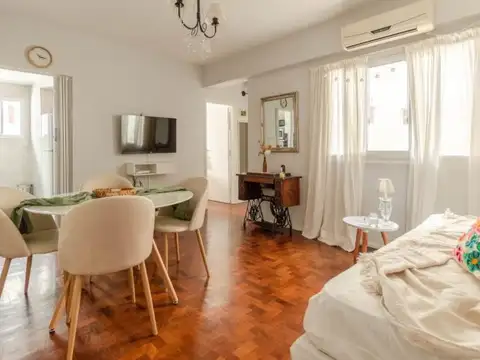 Departamento  tres ambientes. Luminoso. Apto profesional. Apto Credito