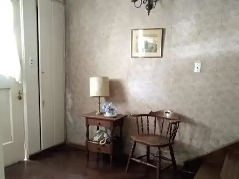 Local en Venta Via Púb.