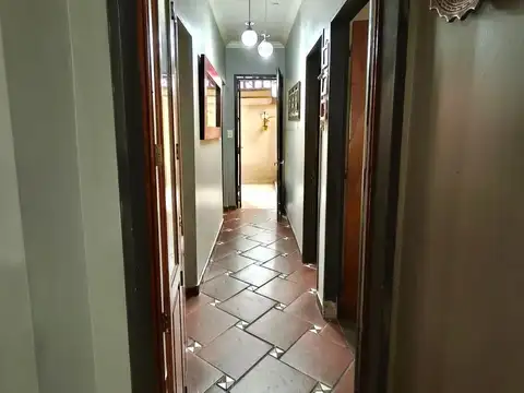Depto Tipo Casa 4 ambientes con 2 baños
