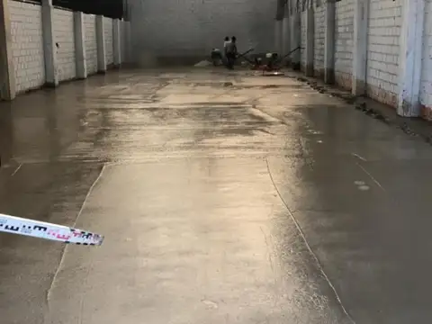 Galpon en Venta en Loma Hermosa, USD 195.000