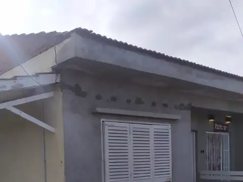 Departamentos mas dos lotes en Atlantida