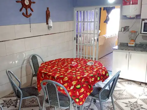 VENTA CASA 3 DORM. + DPTO - VILLA LOS LLANOS