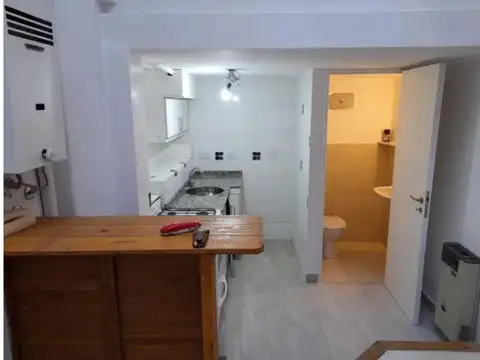 Depto Tipo Casa 2 ambientes con 1 baño