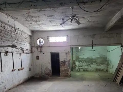 Galpon en Venta 11  mts Frente