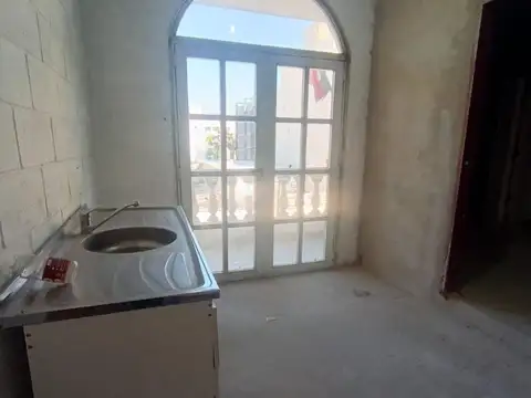 Oficina 4 ambientes con 3 baños