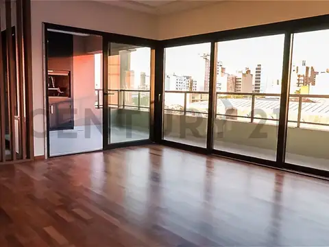 DUPLEX 3 DORMITORIOS EN 15 e/ 50 y 51