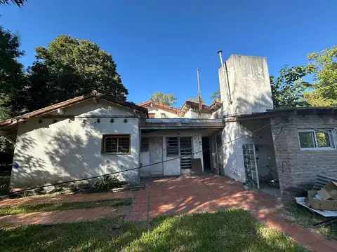 CASA  A RECICLAR  Parque Leloir