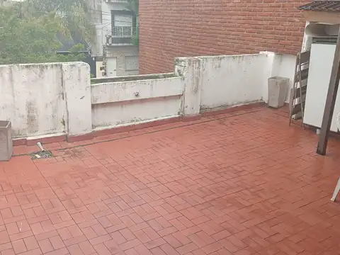 Depto Tipo Casa en Venta con 2 cocheras