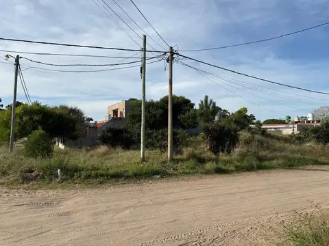 Terreno en Venta, FOT 1,2