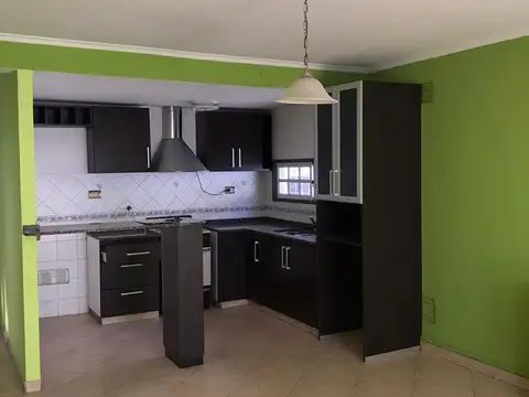 VENTA CASA MARCO SASTRE 3 DORMITORIOS COCHERA