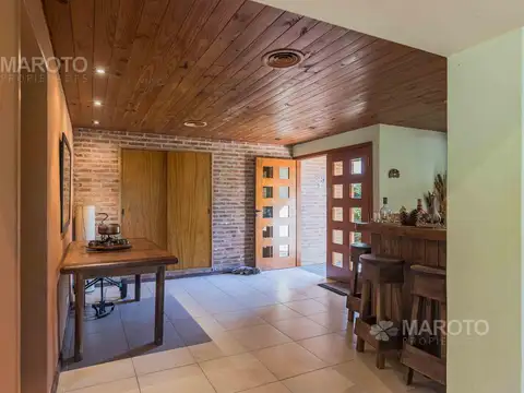 Casa en Venta en Barrio Cerrado Los Horneros, USD 280.000