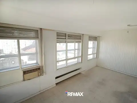 Luis María Drago (DRAGO ESQUINA COLON) 100