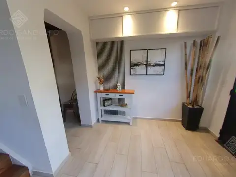 Depto Tipo Casa en Venta de 3 ambientes
