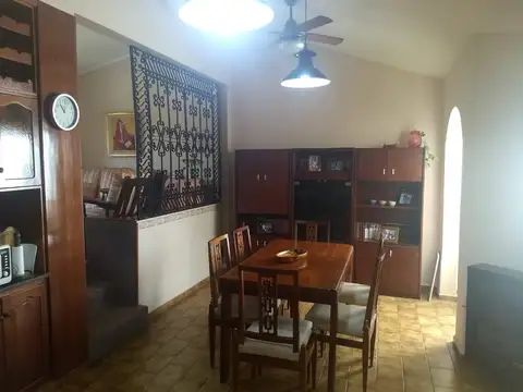 Casa 4 Dormitorios, Media Luna, Río Tercero