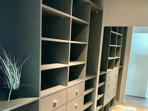 Departamento 5 ambientes con 4 baños