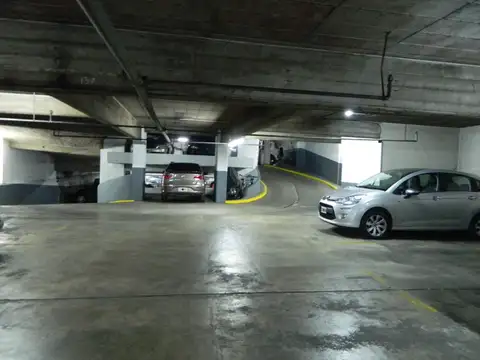 Cochera en Venta Cubierta