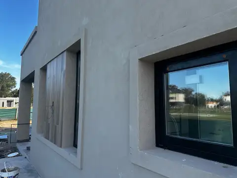 Casa en Venta en Pilar Del Este, USD 185.000