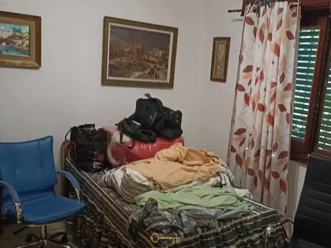 Casa con gran potencial sobre ruta principal