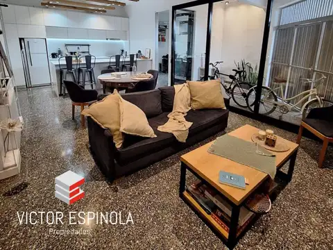 Depto Tipo Casa en Venta de 3 ambientes
