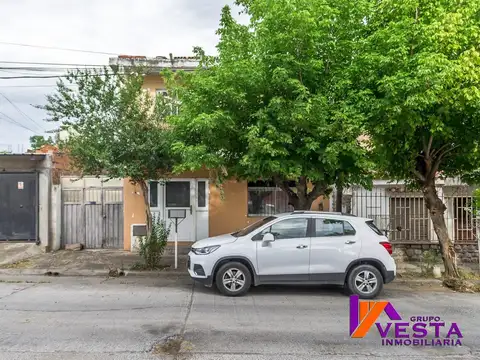 Pueyrredon 2000-casa En Venta-barrio Vicente Sola 100
