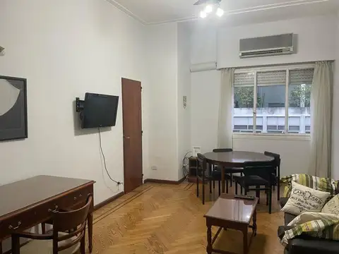 Venta departamento 2 ambientes Paraná 300. CABA