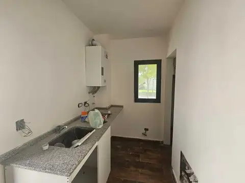 Casa 5 ambientes con 4 baños