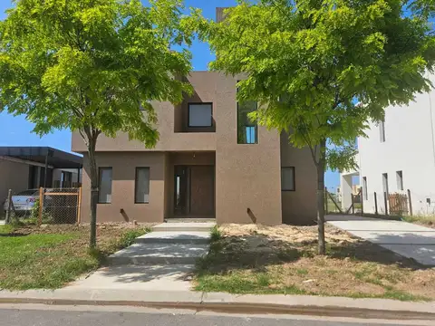 Casa  en Venta en San Pablo, Pilar, G.B.A. Zona Norte