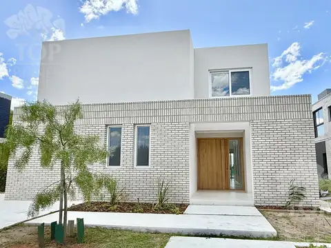 Laguna Grande - Villanueva