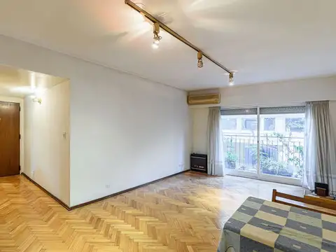 Venta depto 2 amb en Palermo con balcón y patio