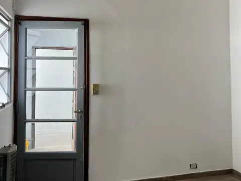 Depto Tipo Casa en Alquiler de 3 ambientes