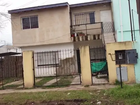 Departamento 3 ambientes en PH, con cochera y patio al fondo - FINANCIACION DIRECTA